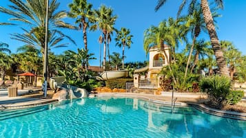 Villa (4 Bedrooms) | Interior