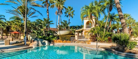 Villa (4 Bedrooms) | Interior