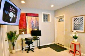 Interior - 1 Bedroom in Tremont, minutes from downtown! (Cleveland)