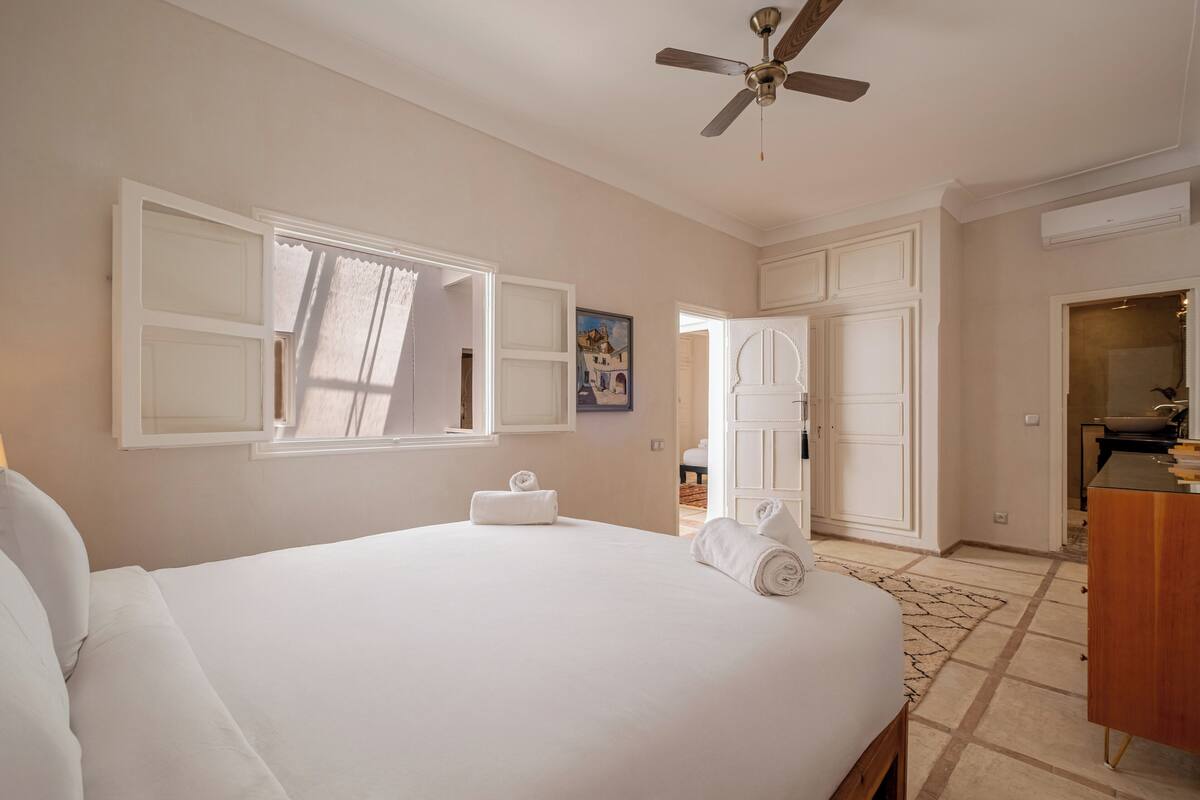 Premium bedding, blackout curtains, free WiFi, bed sheets