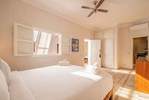Family House | Premium bedding, blackout drapes, free WiFi, bed sheets - Expérience Riad privé Médina Jacuzzi (Marrakech)
