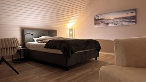 7 habitaciones, tabla de planchar con plancha, internet y ropa de cama 