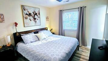 3 chambres, fer et planche à repasser, Wi-Fi gratuit, draps fournis