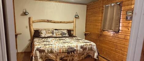 2 bedrooms, internet, bed sheets