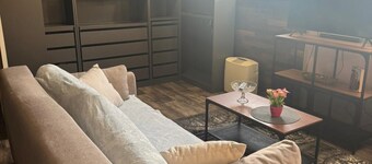 Charming Modern Cozy Apartment with AC in peaceful Oplotnica