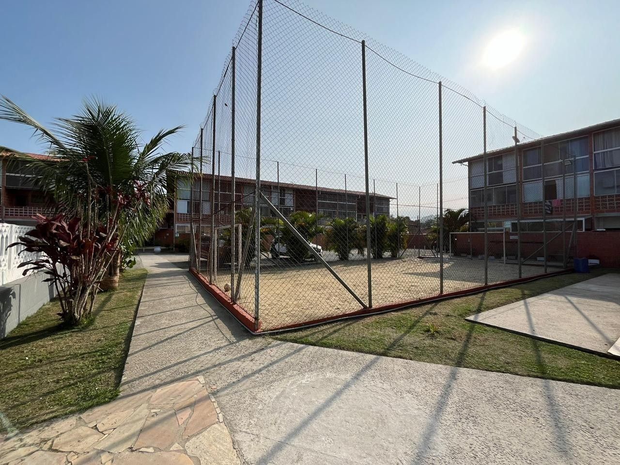 Appartement | Terrain de sport