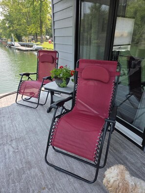 Terrace/patio - Perfect house boat with 1 bedroom in delightful Waterloo (Waterloo)