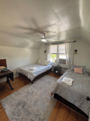 2 bedrooms, WiFi, bed sheets - Soothing 2-bedroom apartment with AC in North Judson (North Judson)