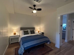 2 bedrooms, desk, iron/ironing board, free WiFi