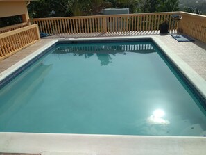 Utomhuspool