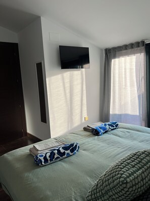 Room - Vrbo Property (Castellfollit del Boix)