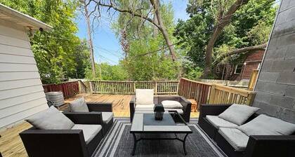 3-bedroom home 2.5 baths: Garage/ Deck/ AC/ Finished Basement/Dishwasher/Laundry