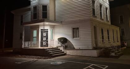 New Remodel 3-bedroom flat in Oneida, NY with over 1,200+ square feet