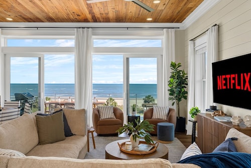Stunning 6BR Gulf front luxury home w/ all the comforts of home and then some!