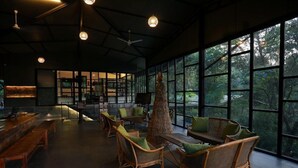 Khu sảnh