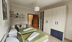 Wifi gratis y ropa de cama 