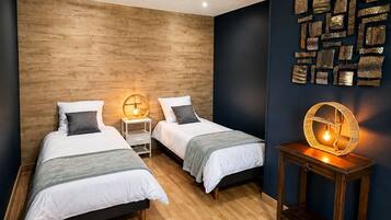 2 chambres, fer et planche à repasser, Wi-Fi, literie fournie