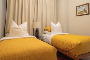 3 slaapkamers, een strijkplank/strijkijzer, wifi, beddengoed