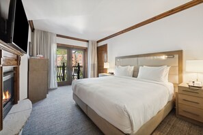 Iron/ironing board, WiFi, bed sheets - Cozy studio condo located in fabulous Aspen (Aspen)