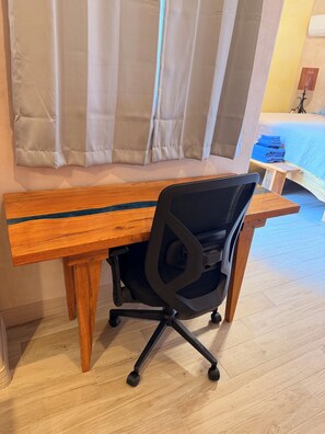 1 bedroom, iron/ironing board, WiFi, bed sheets - Charming Desert- 1-bedroom studio with AC in Casa Grande (Casa Grande)