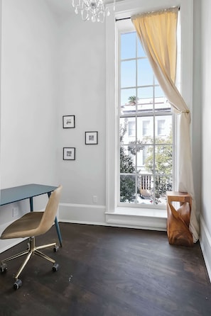 Interior - Lux Blues Suite,  Walk to French Quarter (New Orleans)