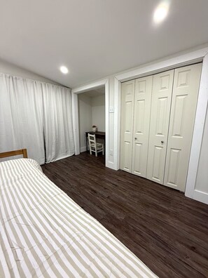 3 bedrooms, iron/ironing board, free WiFi, bed sheets - Work Trip & Family Friendly - 3BR House in Historic Sayles. Long Term Stays (Abilene)