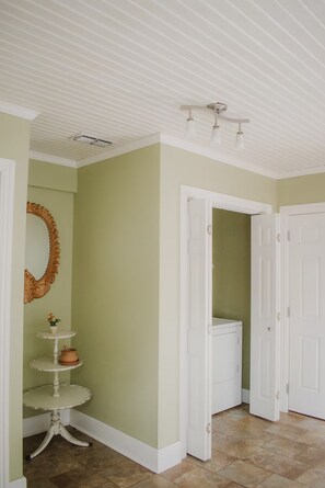 Interior - Work Trip & Family Friendly - 3BR House in Historic Sayles. Long Term Stays (Abilene)