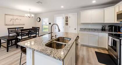 3-bedroom house in serene Denham Springs with AC