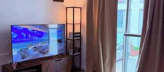 One Bedroom Flat in Mailbox With Free Parking