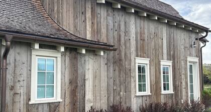 Charming 1-bedroom studio cottage in delightful Fish Haven with AC