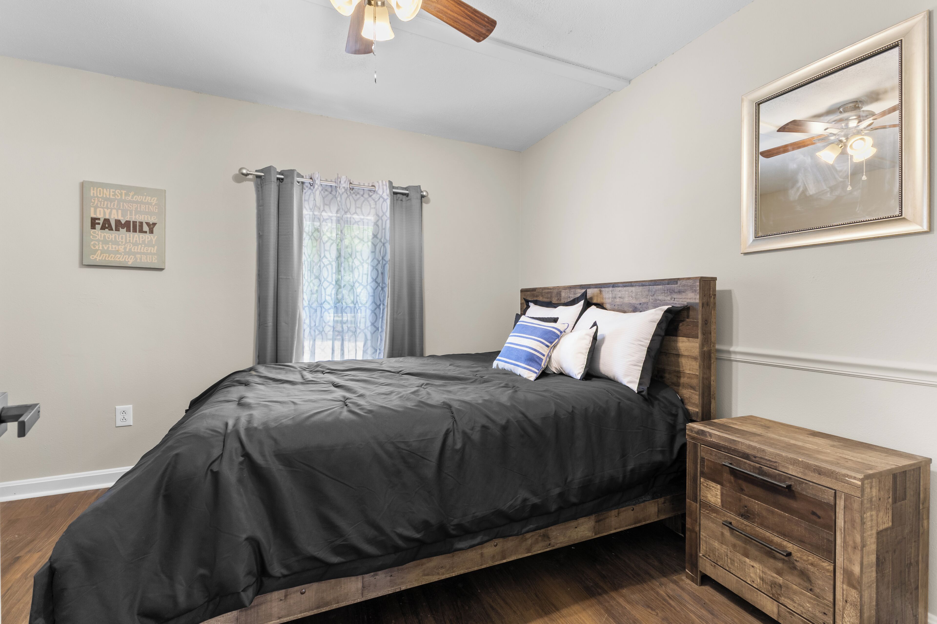 3 chambres, Wi-Fi, draps fournis