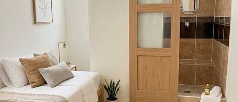 2 habitaciones, wifi, ropa de cama y acceso para silla de ruedas