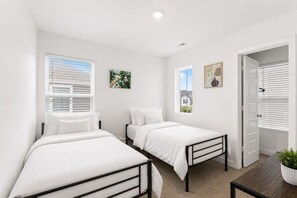 Desk, iron/ironing board, WiFi, bed sheets - New 3BR home | Loft + Flex Room | Near Indy (Whitestown)