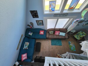 Living area - Fully fenced, pet friendly, 3-bedroom, 2 full bath on the beach side, sleeps 10 (Bolivar Peninsula)