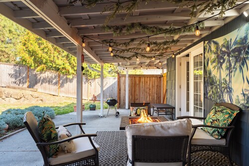 Sky's Retreat: A beautiful 4-bedroom house, 7 Minutes from SEA Airport