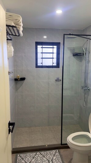 Bathroom -     Beautiful 2BR Retreat in Gated Community – St. Ann, Jamaica. (Runaway Bay)