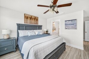 4 bedrooms, travel crib, WiFi (free), bed sheets