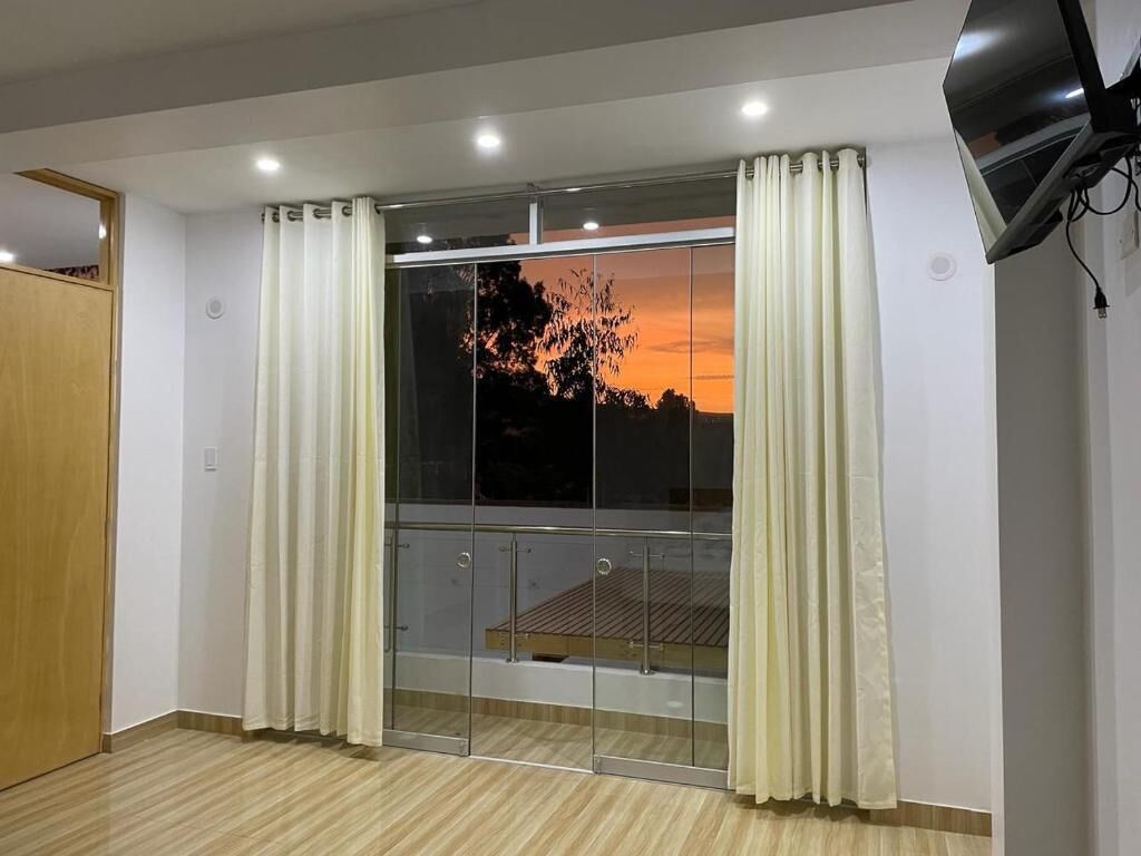 Familienzimmer, Balkon, Gartenblick | Innenbereich