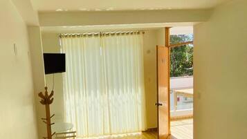 Chambre Deluxe, balcon, vue piscine