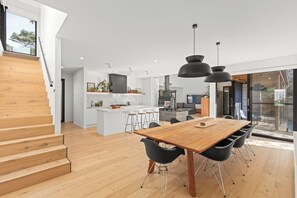 Dining - Peaceful Coastal With Pool (Barwon Heads)