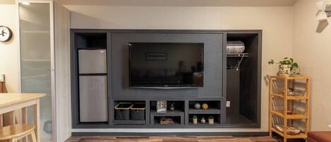 Smart TV, books