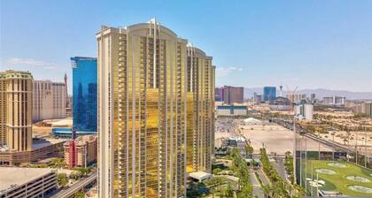 Remodeled MGM Signature Suite High FLR
