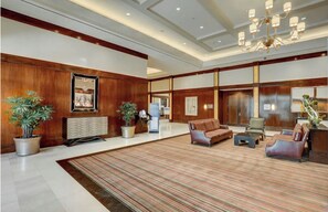 Lobby - Remodeled MGM Signature Suite High FLR  (Las Vegas)