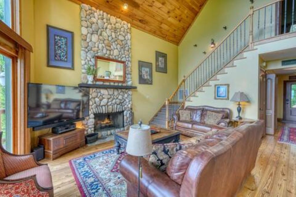 TV connectée, cheminée