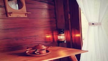 Deluxe Bungalow | Room amenity