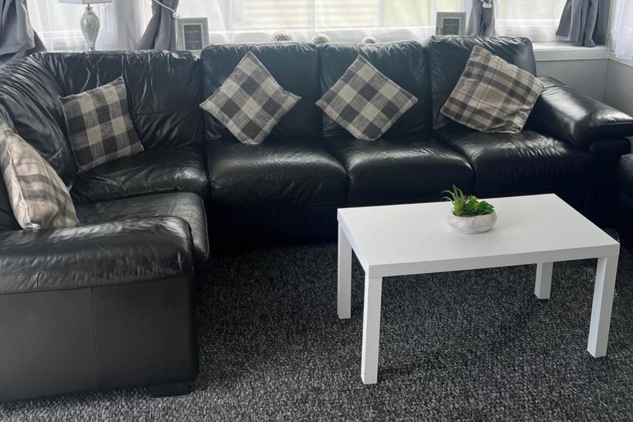 TV, fireplace, stereo