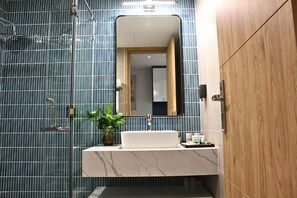 Free toiletries, hair dryer, slippers, towels - Flamingo Hai Tien Beach Resort (xã Hoang Tien)