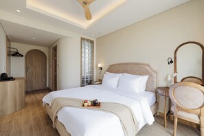 Basic Double Room, Balcony, City View | In-room safe, free WiFi - La Thong Boutique Da Lat (Da Lat)