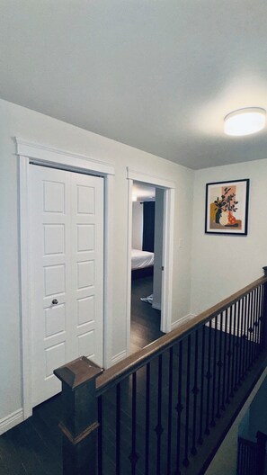 Interior - Modern Spacious 3 bedrooms plus 2.5 bath in Dieppe (Dieppe)