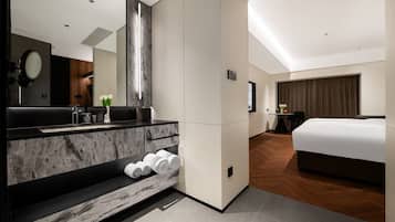 Business Twin Room, Non Smoking, City View | Bathroom | Separate tub and shower, hydromassage showerhead, designer toiletries